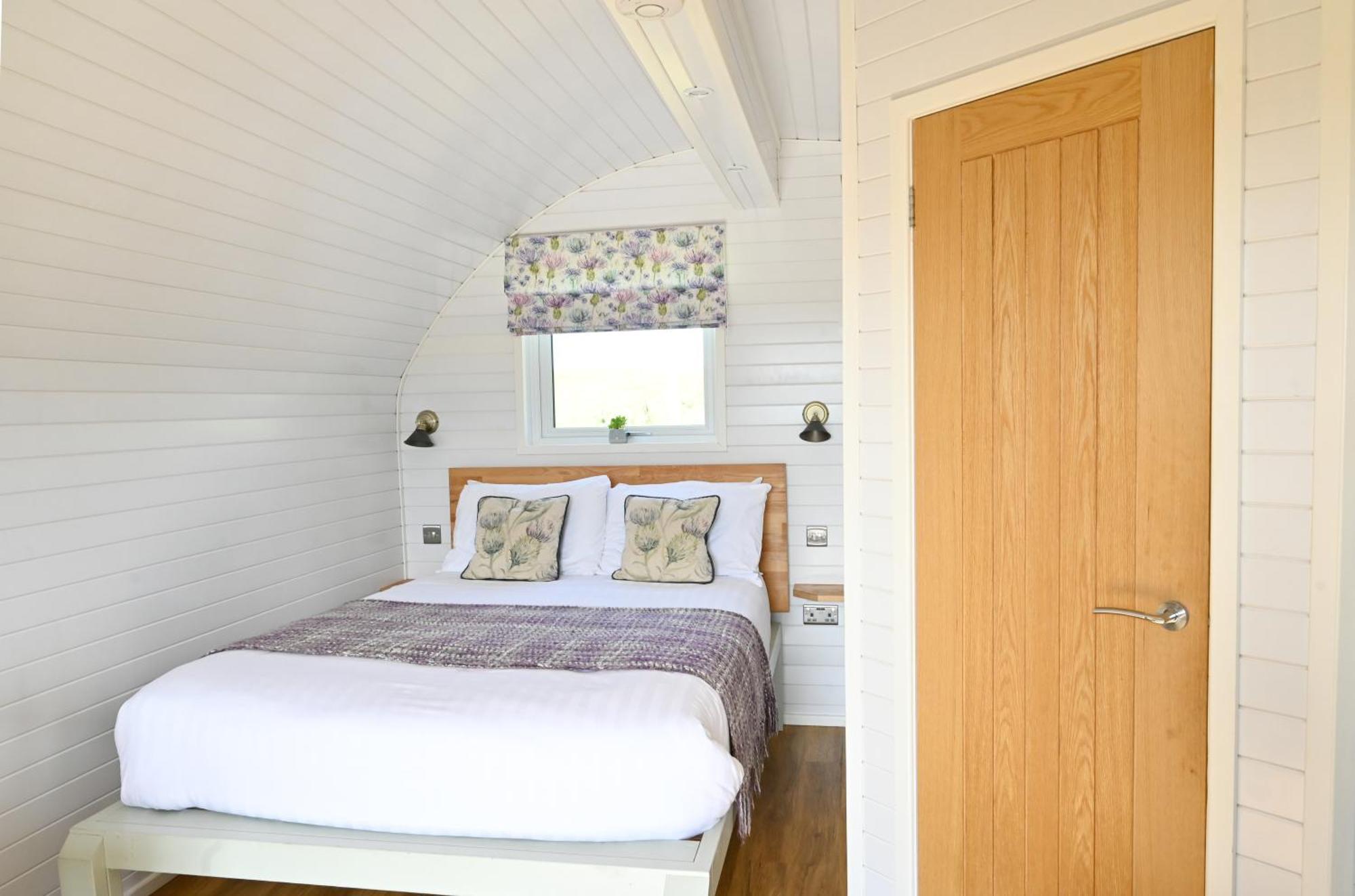 דירות גלאזגו Luxury Glamping Pods - The Heft & The Hirsel מראה חיצוני תמונה